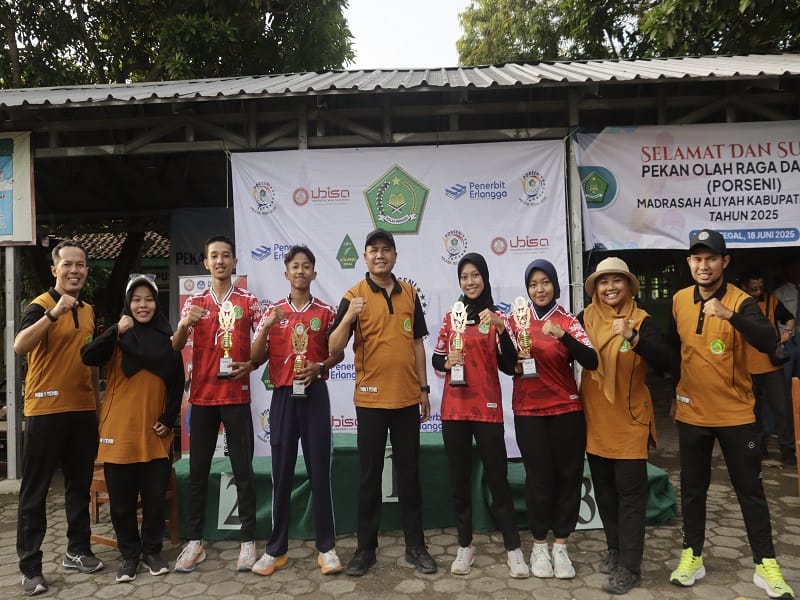 Turunkan Skuad Terbaik, Cabor Atletik MAN 1 Tegal Raih 1 Emas, 2 Perak dan 1 Perunggu di PORSENI 2025