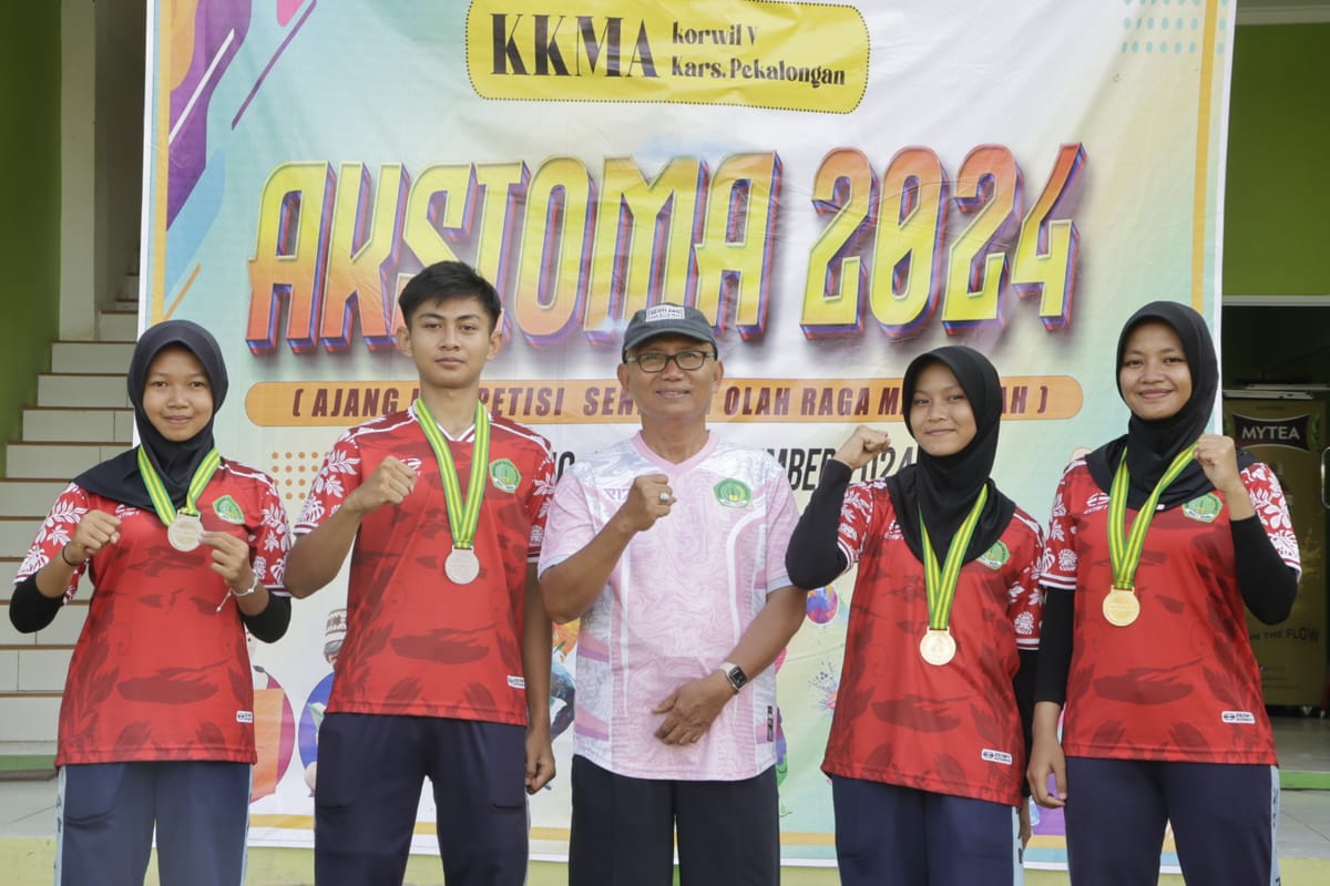 Borong Medali di Semarak AKSIOMA 2024, Ini Kunci Sukses Tim Bulu Tangkis MAN 1 Tegal