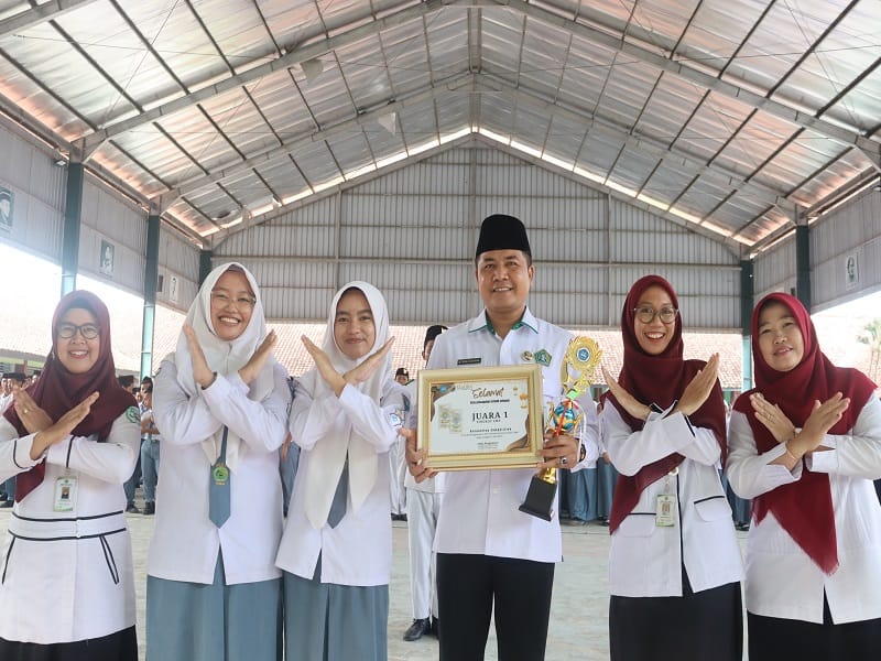 Kembali Ukir Prestasi, Siswa MAN 1 Tegal Raih Juara 1 Accounting Competition HIMASI UPS Tegal 2025