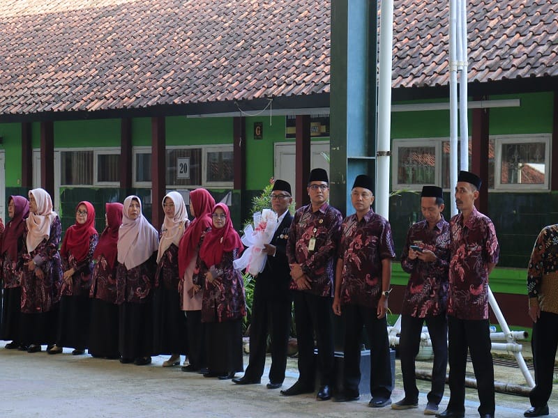 3 Tahun Mengabdi Jadi Kepala Madrasah, Drs. H. Imam Shofwan Masuki Masa Purna Tugas