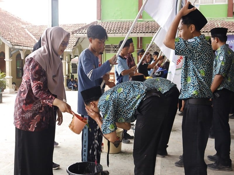 MAN 1 Tegal Sukses Gelar MOSABA Tahun Pelajaran 2025/2026