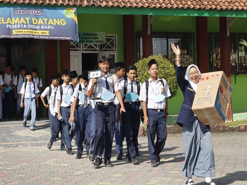 MATSAMA MAN 1 Tegal Hari Kedua: Siswa Diajak Explore Madrasah