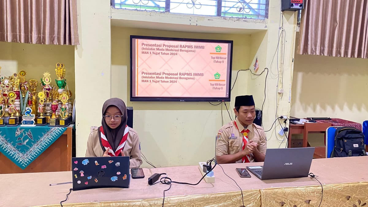 Melaju di Babak 100 Besar IMMB Kemenag RI 2024, 2 Siswa MAN 1 Tegal Jalani Presentasi Rencana Aksi