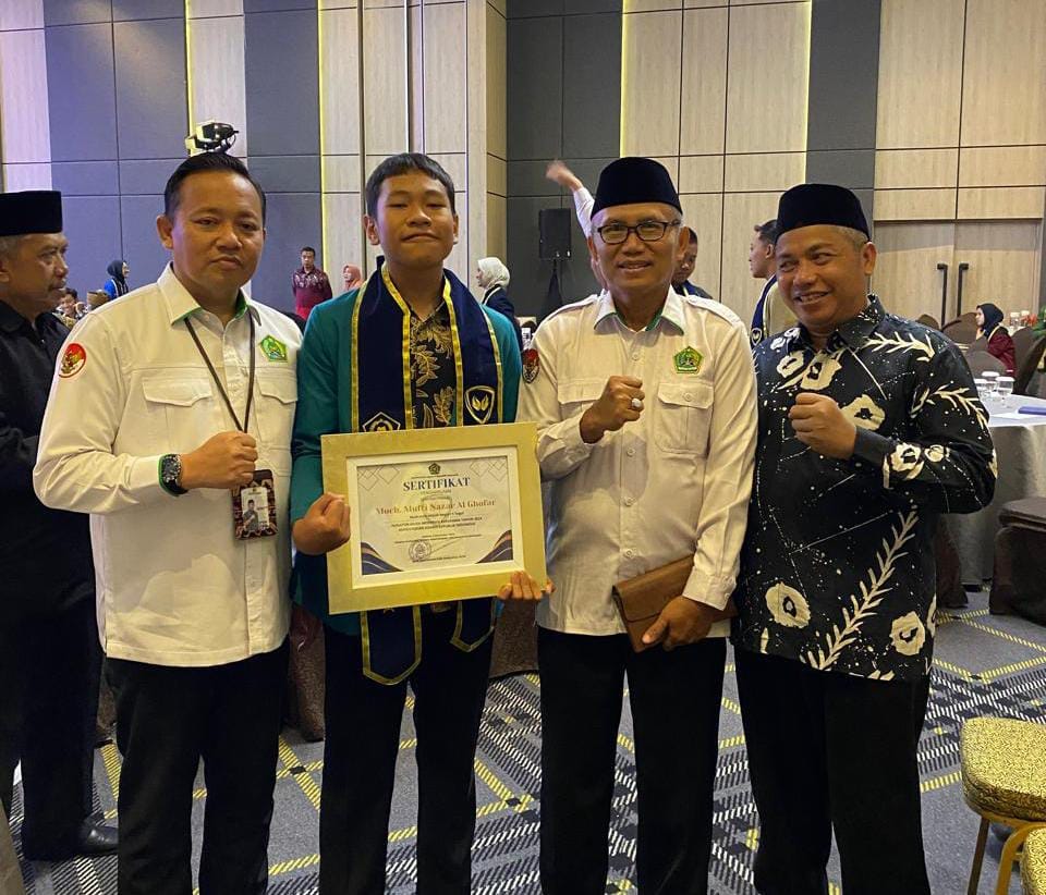 Siswa MAN 1 Tegal, M. Mufti Nazar Terima Apresiasi sebagai Inisiator Muda Moderasi Beragama