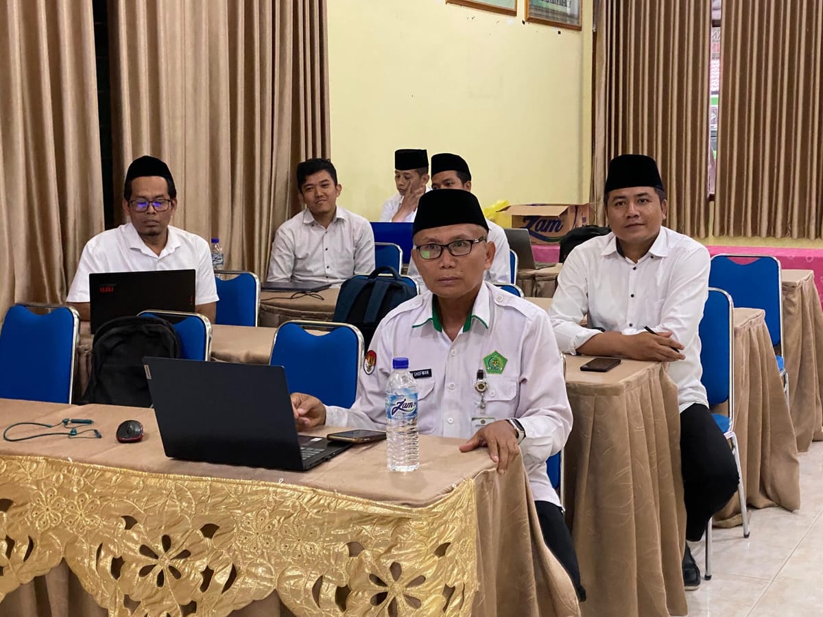 Tim ZI MAN 1 Tegal Sukses Submit PMPZI Serentak 2024