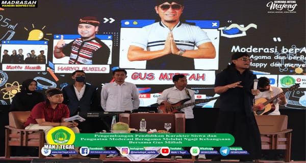 adi Pembicara pada Acara Orasi Kebangsaan di MAN 1 Tegal, Gus Miftah ajak pelajar beragama, berbangsa dengan hati dan happy
