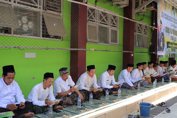 Peringati Hari Santri Nasional, MAN 1 Tegal Adakan Istigasah dan Khotmil Quran