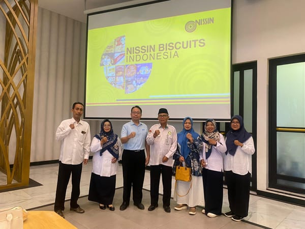 100 Siswa dari Tiga Jurusan Ketrampilan MAN 1 Tegal Kunjungi PT Nissin Semarang