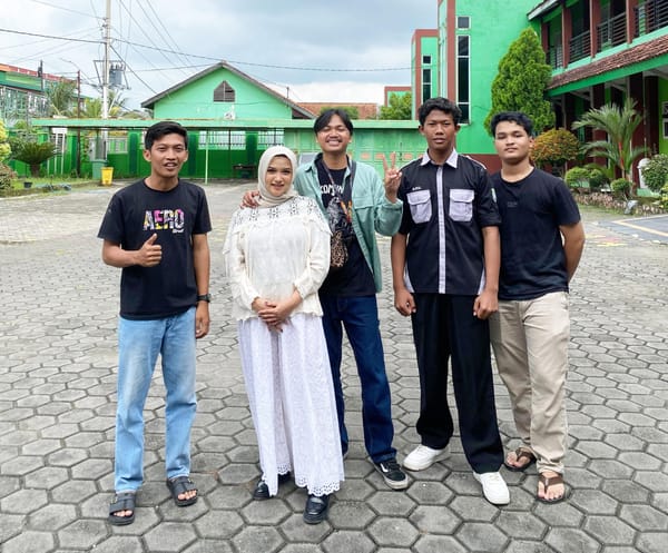 Tim Sosprom PPDB MAN 1 Tegal Gandeng Tiktokers Nanal Jadi Opening Konten Promosi