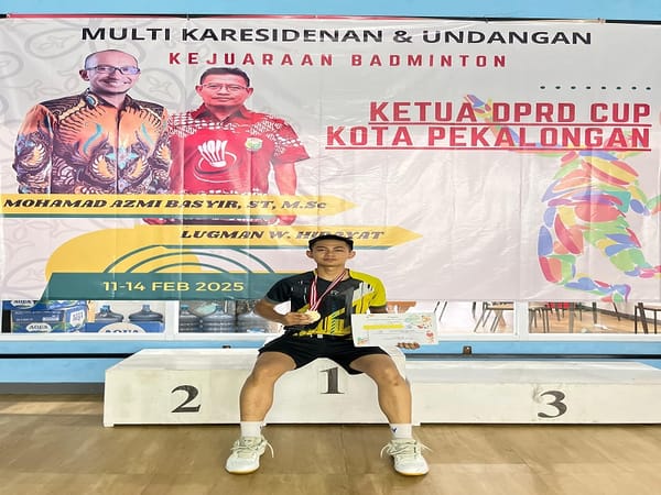 Siswa MAN 1 Tegal Raih Juara 3 Tunggal Putra Bulutangkis Tingkat Karesidenan Pekalongan
